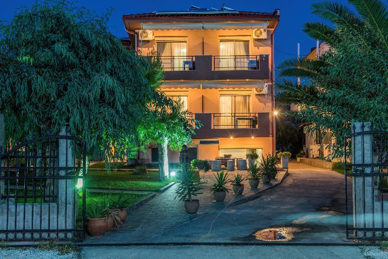 شقة Castro Deluxe توروني المظهر الخارجي الصورة